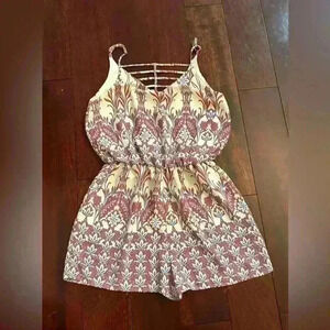 My Story Women's Cream/Blue/Red Boho Pattern Summer V-Neck Romper Size M